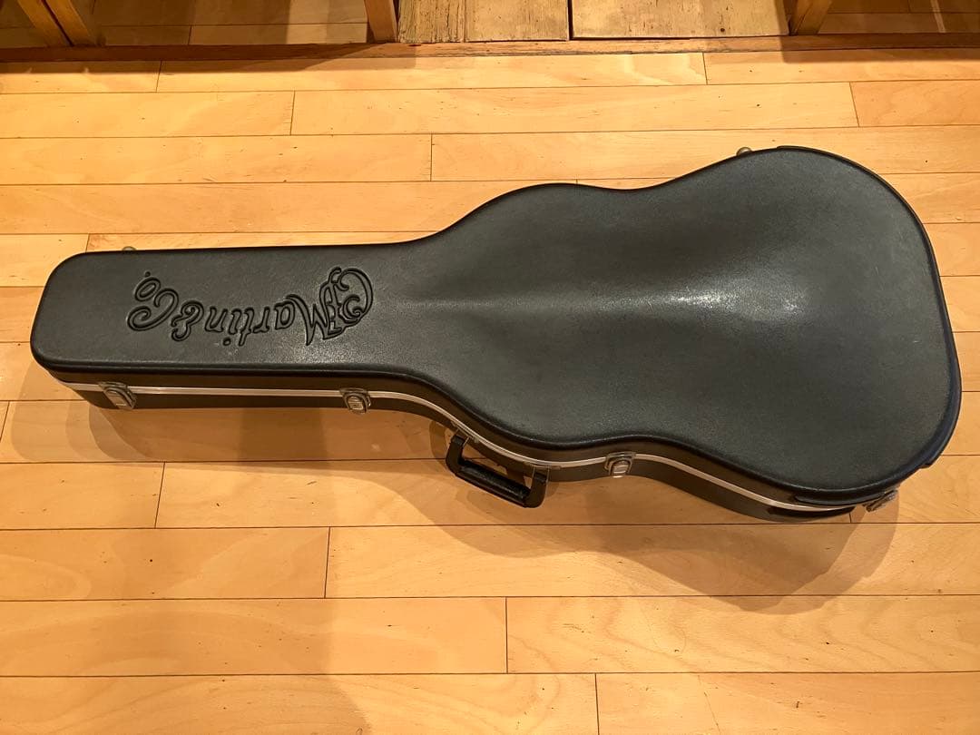 Martin マーチンD-35 ベアクロー　修理済み　ケース付き