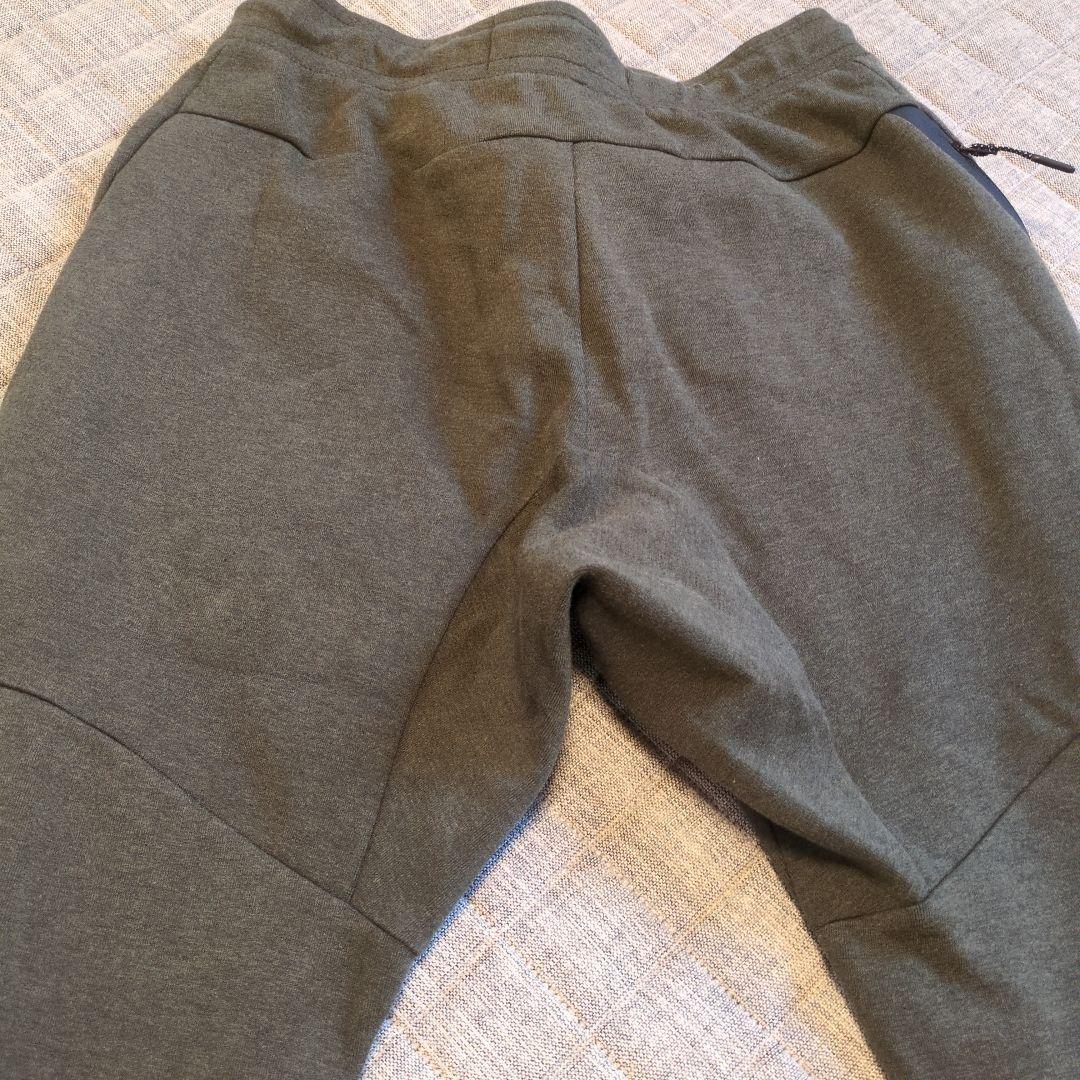 ナイキ テックフリース パーカー　ジョガー上下セットLサイズ