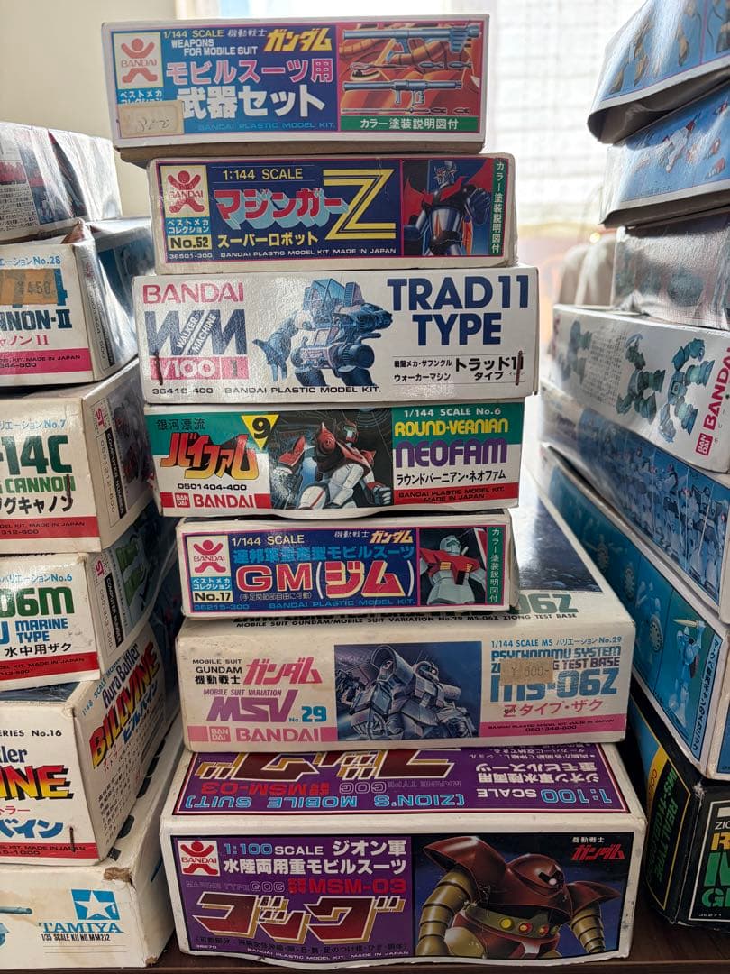 ガンダムプラモデル色々未組み立て