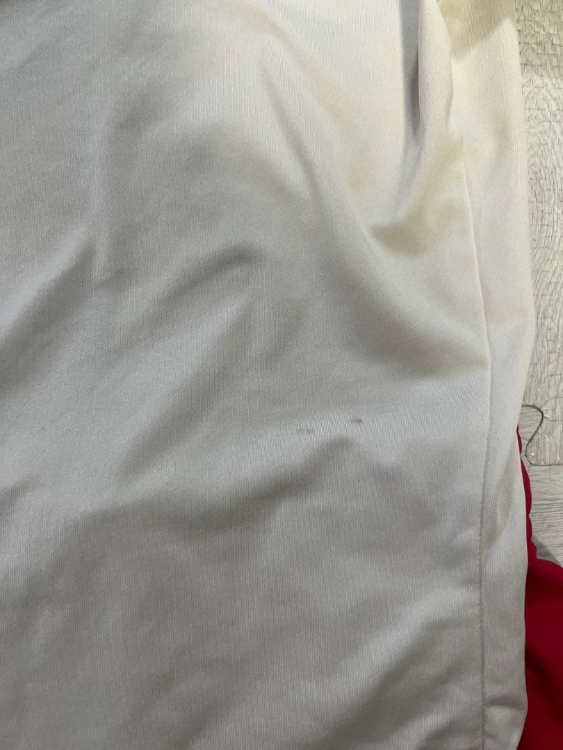 アンダーアーマー　サッカー　ユニフォーム　Lサイズ