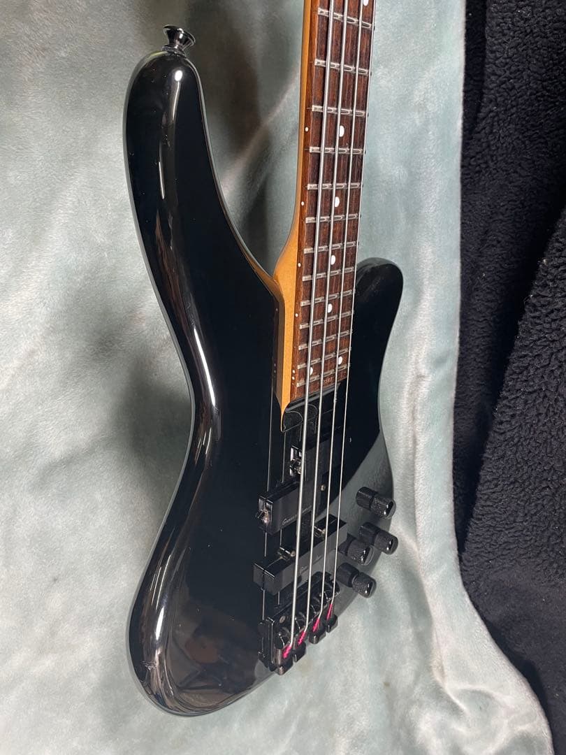 グローバー　ジャクソン　アクティブベース