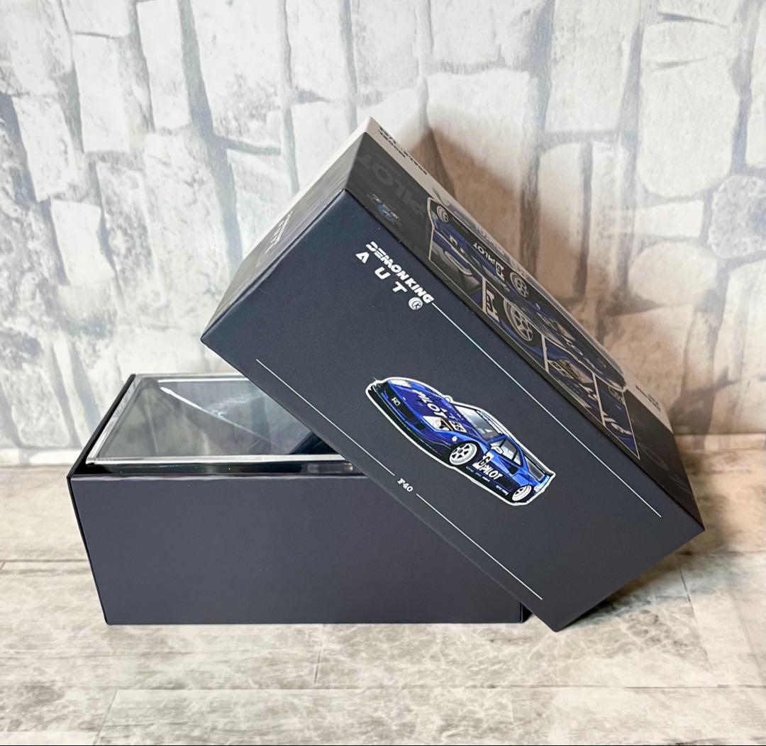 フェラーリF40 LBWK 1/64 ミニカー　ガルウィング開閉