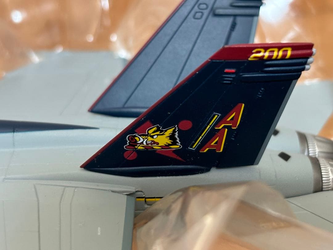 ドラゴン 1/72 F/A-18F SUPER HORNET VFA11 訳あり