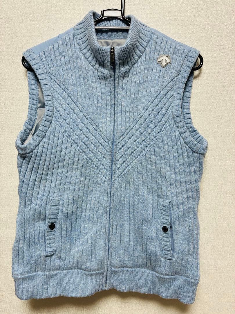 デサントゴルフ防風ニット中わたベスト