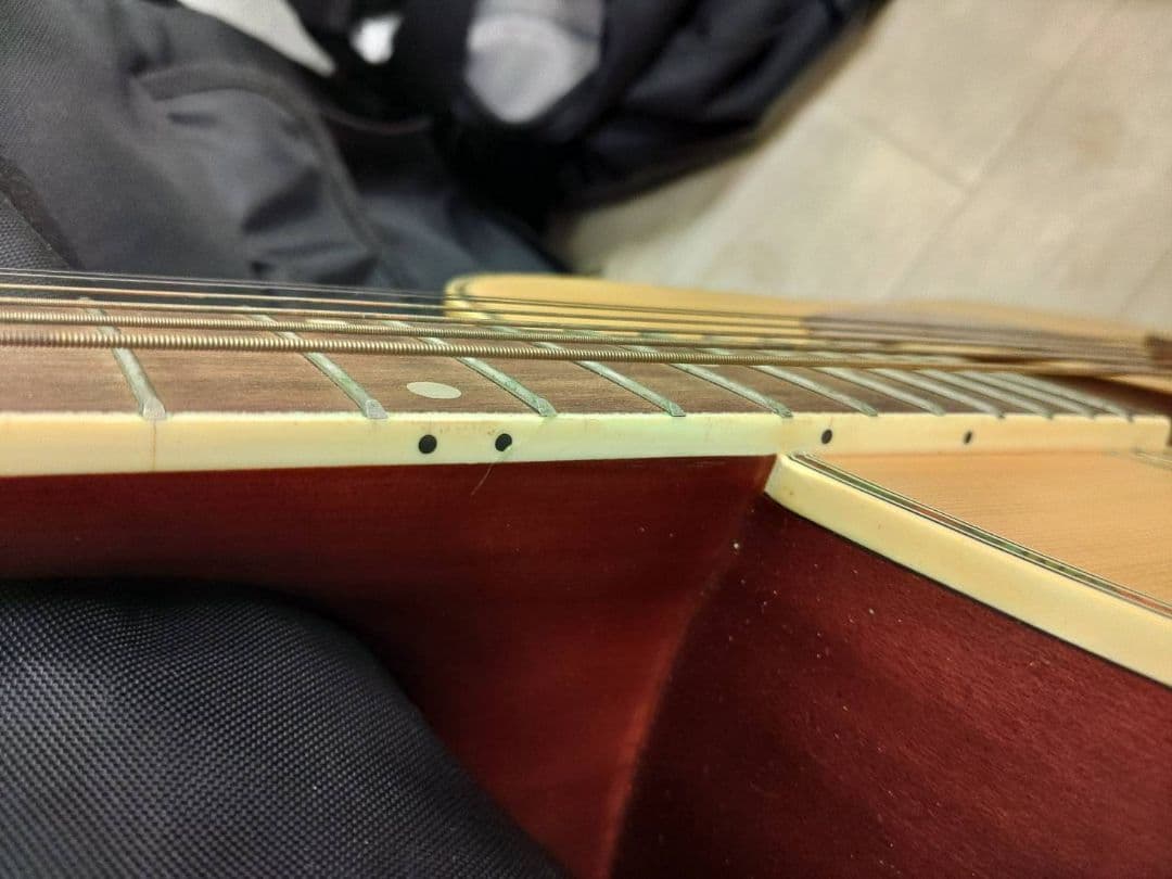 エリオス　ギター