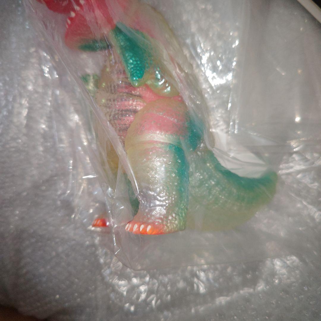 ゴガメジラー　安楽安作　透明ゴガメジラー　ピンク蓄光の内蔵パーツ入り　ソフビ