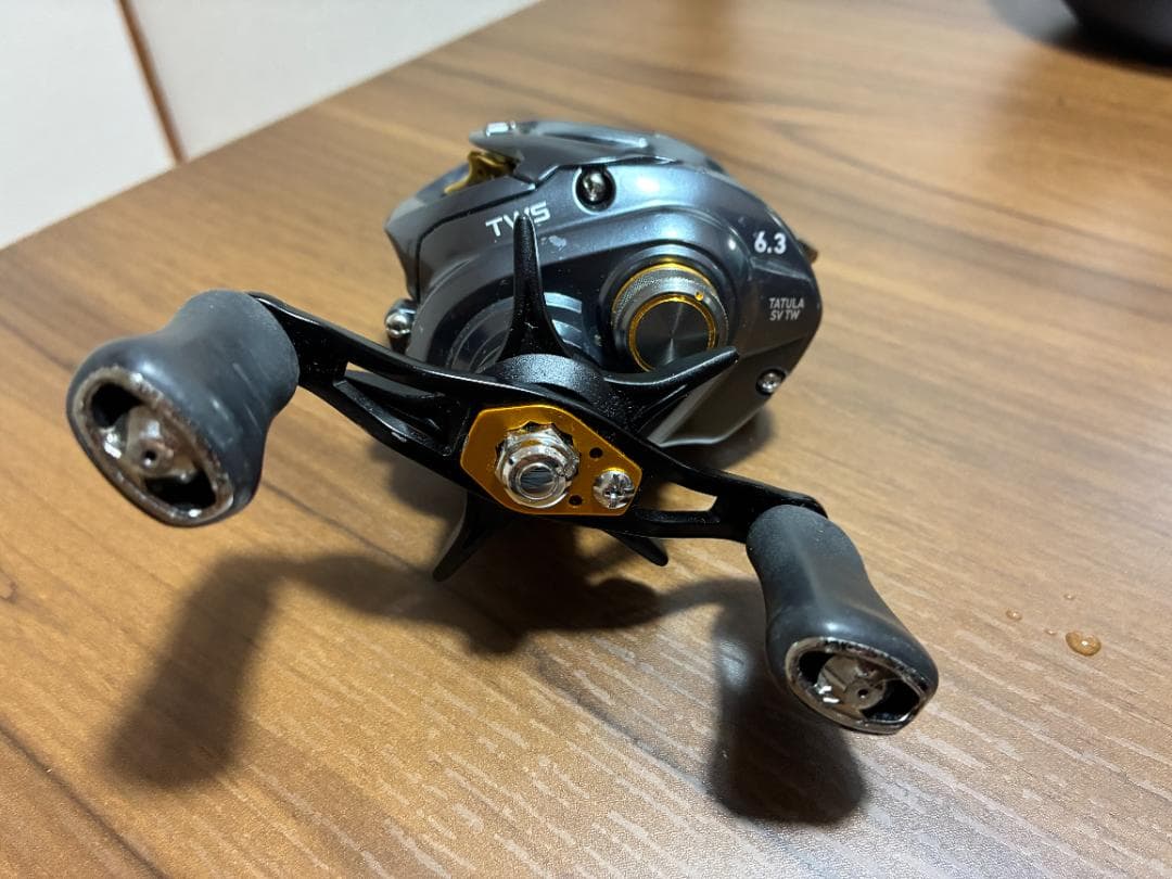 シ*コ様 ダイワ　17タトゥーラSVTW　ノーマルギア左ハンドル