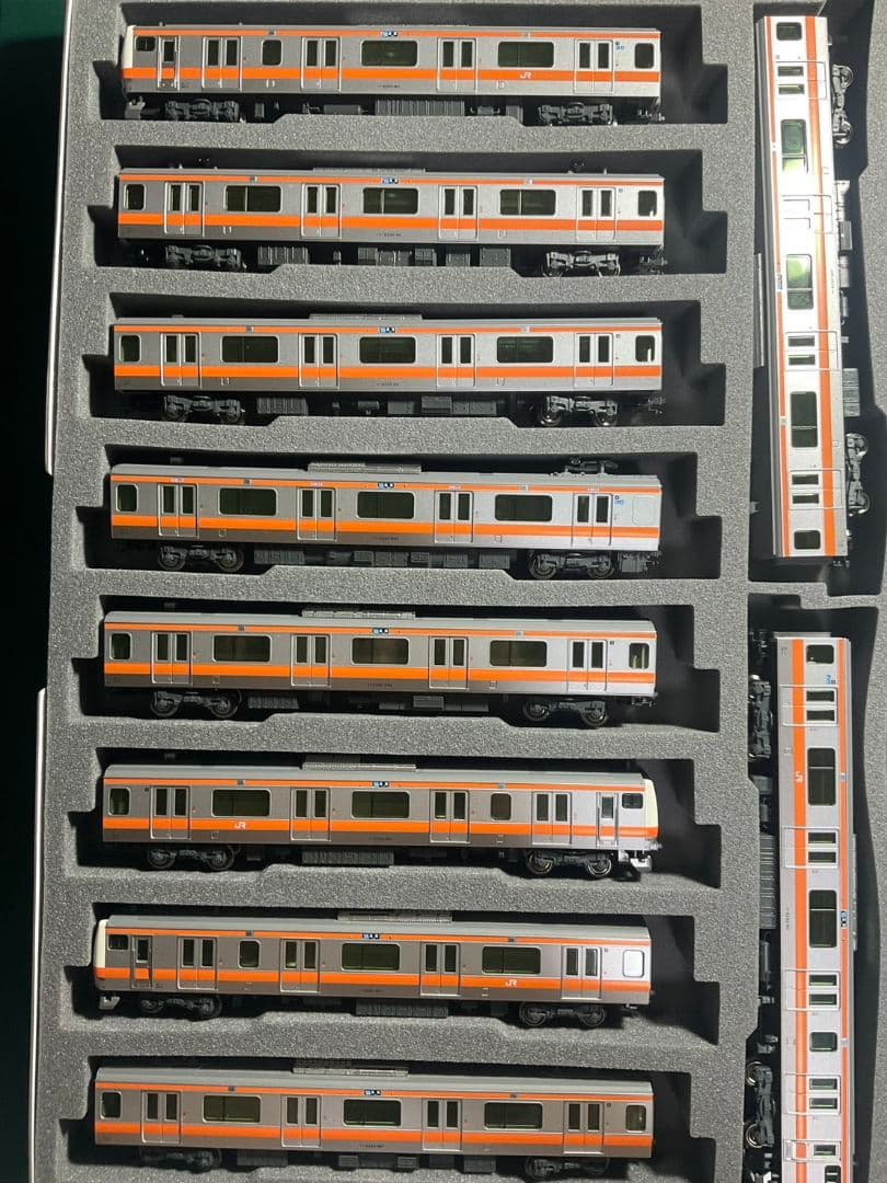 匿名配送　KATO E233系 中央線 トイレ設置車