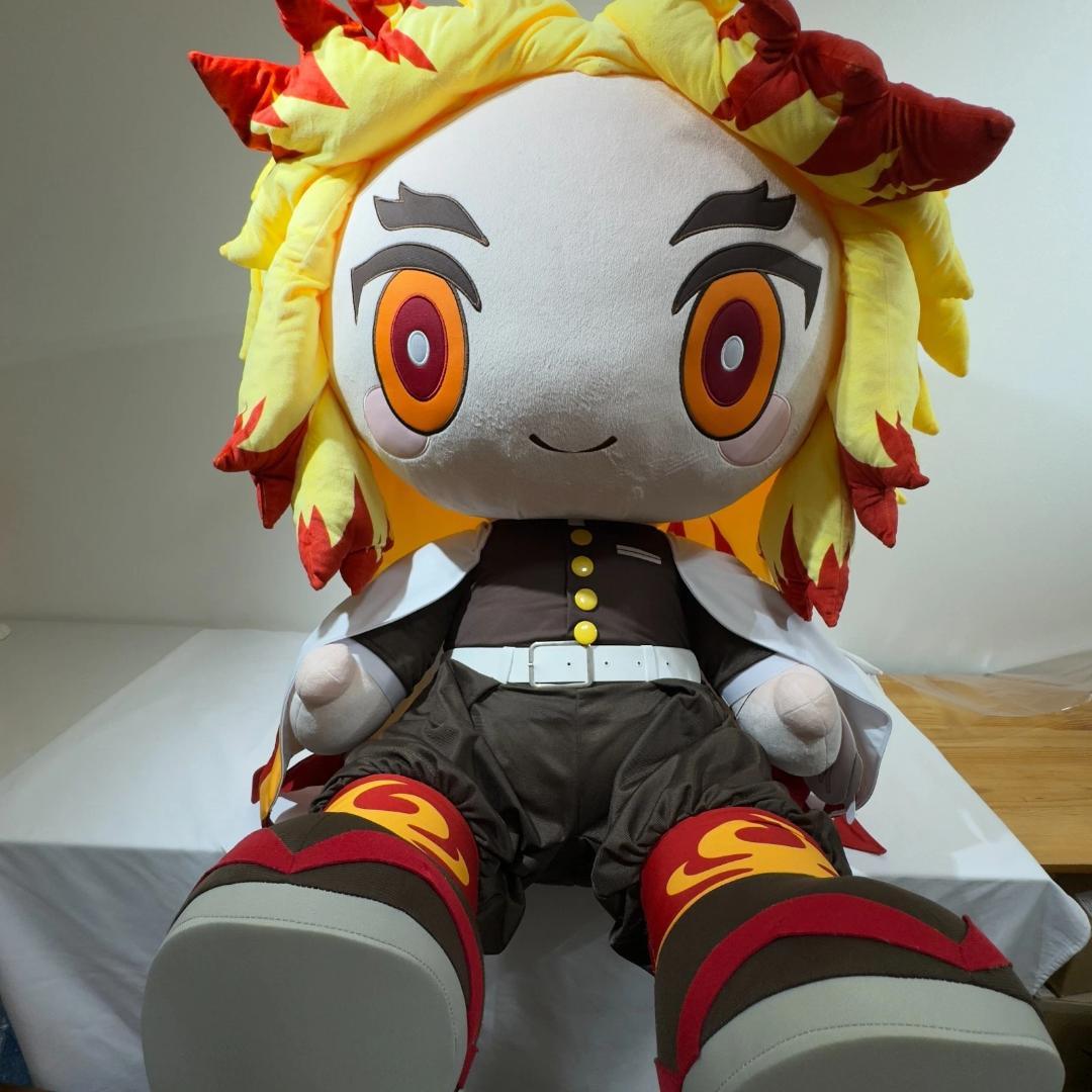 100体限定　どきゅーと　鬼滅の刃　超特大ぬいぐるみ 煉獄杏寿郎 タイトー