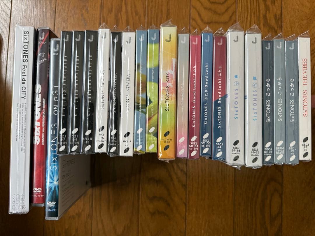 値下げ中！！SixTONES グッズ CD DVD まとめ売り　バラ売り可