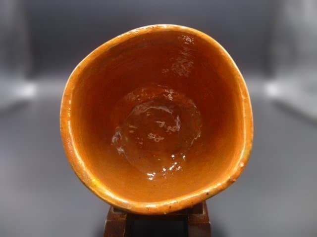 楽吉衛衛門　六代　左入　赤茶碗／銘「泰山」／裏千家十四代　淡々斎極め箱／仕覆