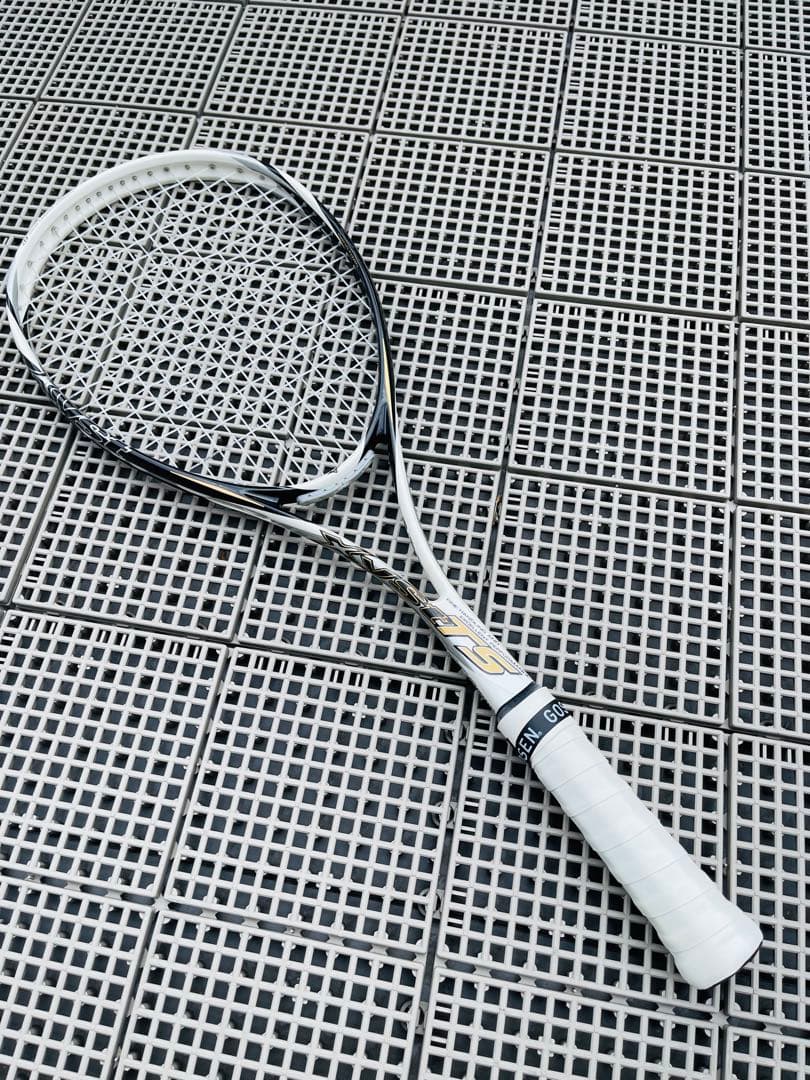 ソフトテニス　ラケット　Xyst