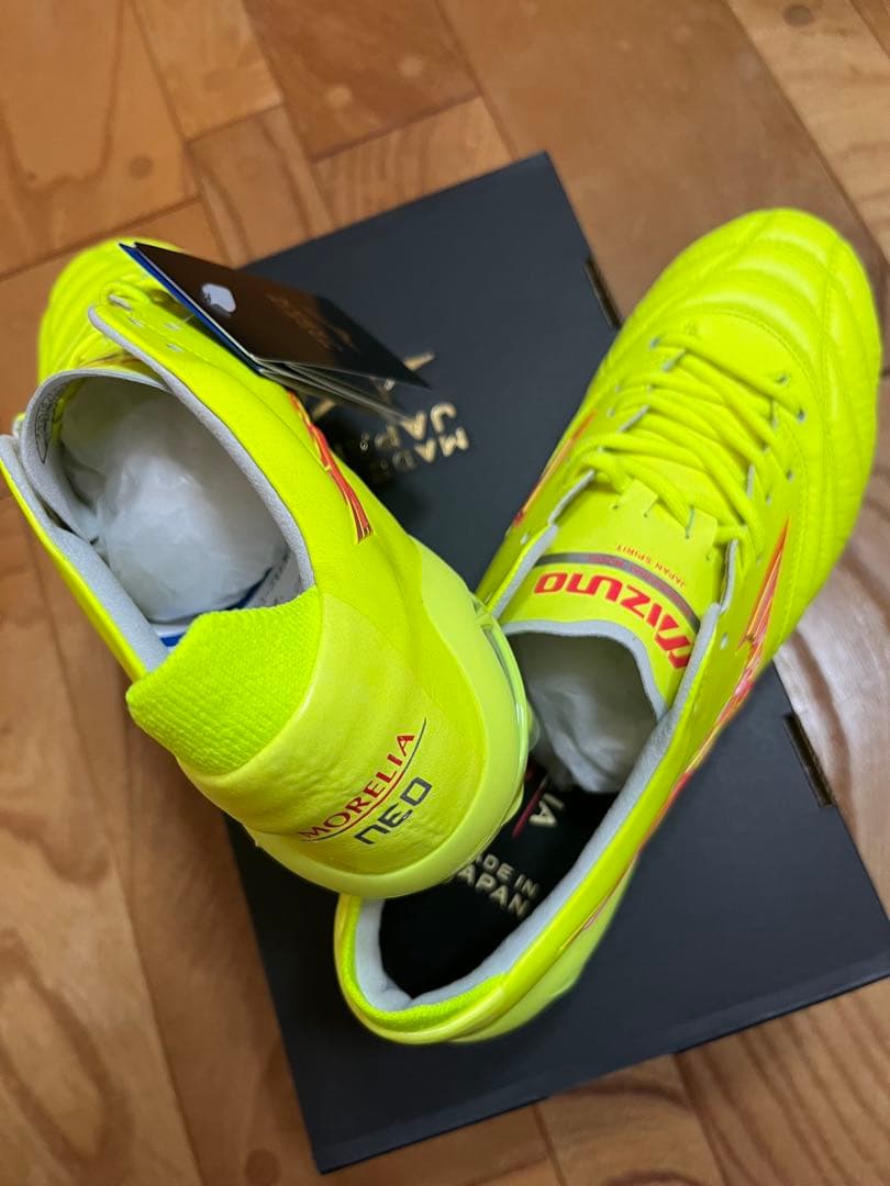 新品　激レア　限定カラー　ミズノ　モレリア ネオ4 JAPAN 27cm