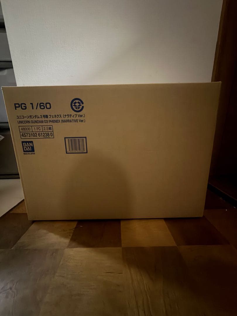 新品　ＰＧ 1/60 ユニコーンガンダム３号機 フェネクス（ナラティブＶｅｒ．）