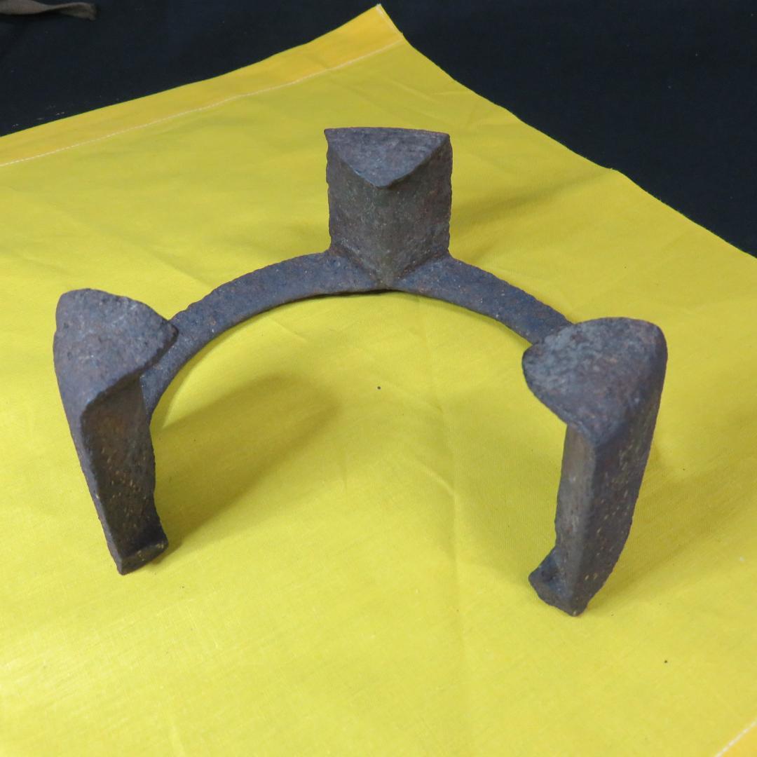 五徳 鬼爪 木箱 共箱 裏書 茶道具 囲炉裏 炉端 鉄瓶に