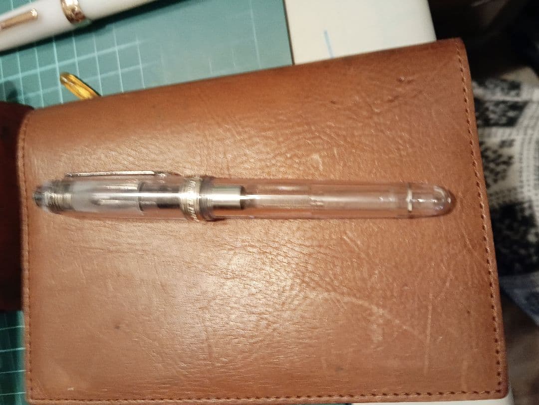 プラチナ忍野　六花SMニブつき