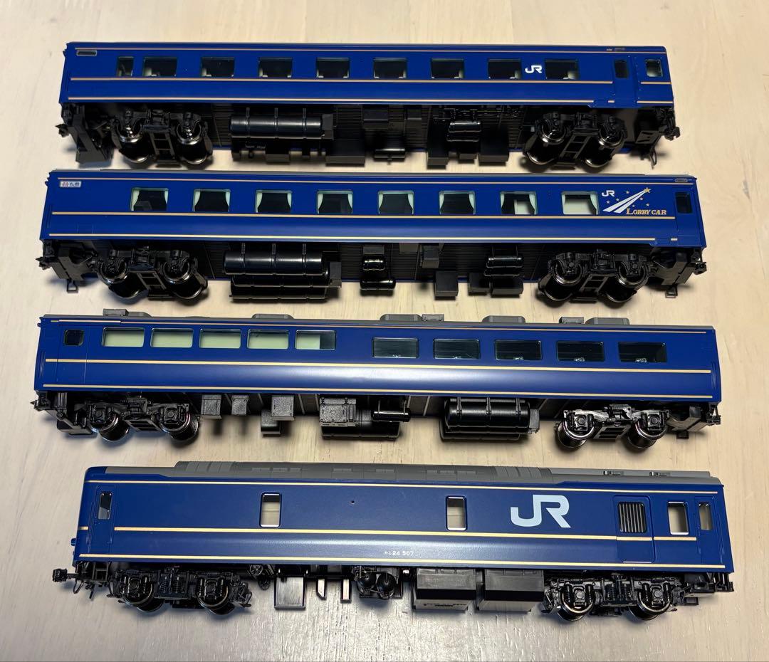 TOMIX HO-9010 JR24系25形特急寝台客車(北斗星・JR東日本)