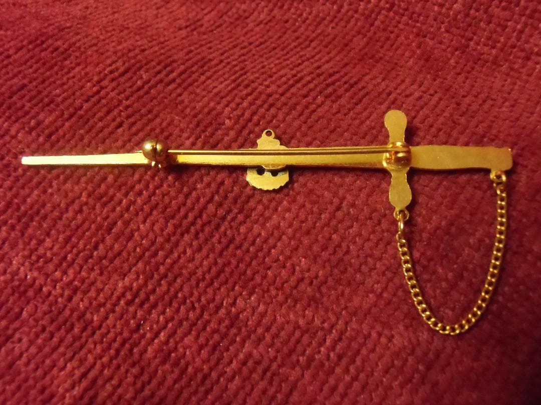 ★アメリカ軍＊海軍＊ＲＳ付きイーグルヘッド・サーベルブローチ/ハットピン（実物）
