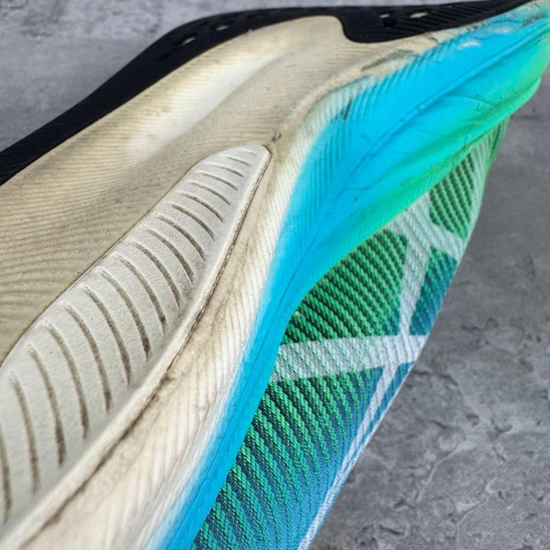 asics メタスピードエッジ SPEED EDGE+ 25.0cm