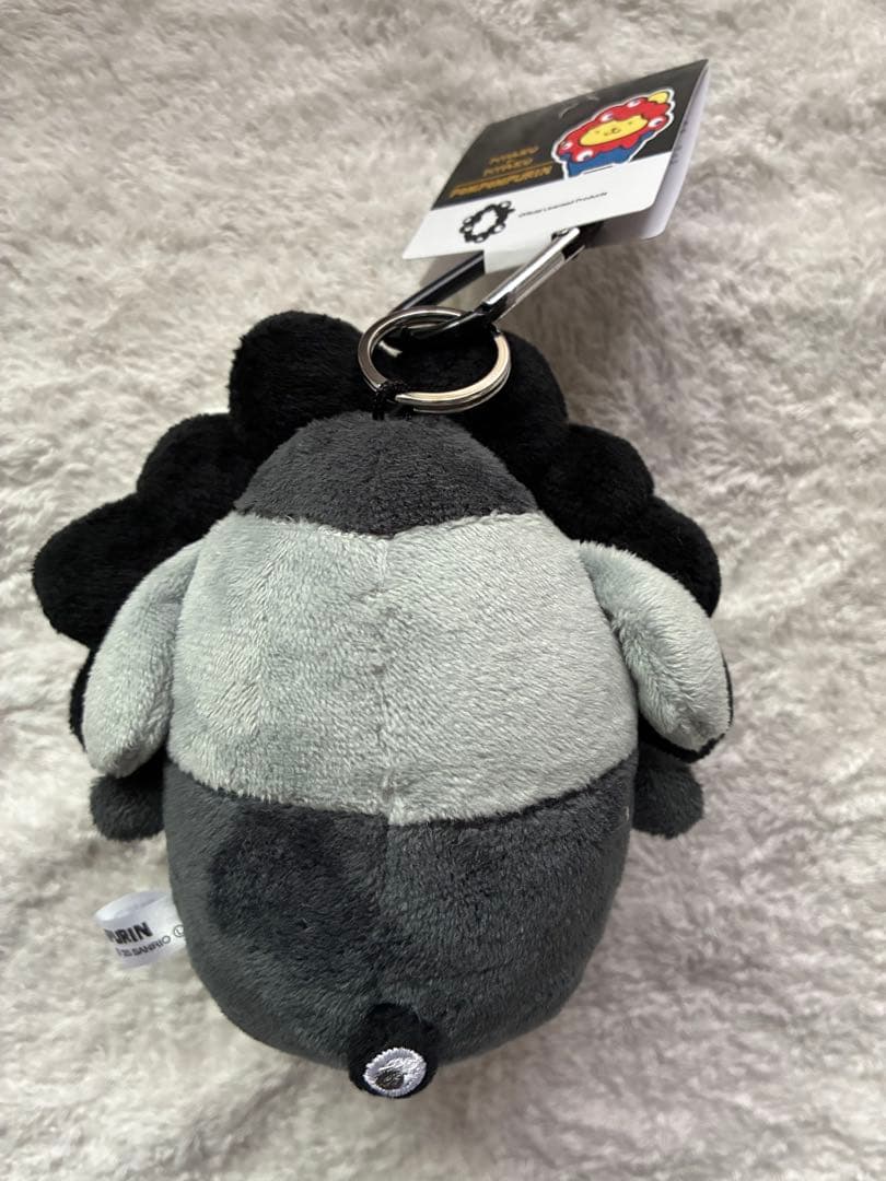 カラビナ　ポムポムプリン　ミャクミャク　なりきり　ぬいぐるみ　黒　サンリオ