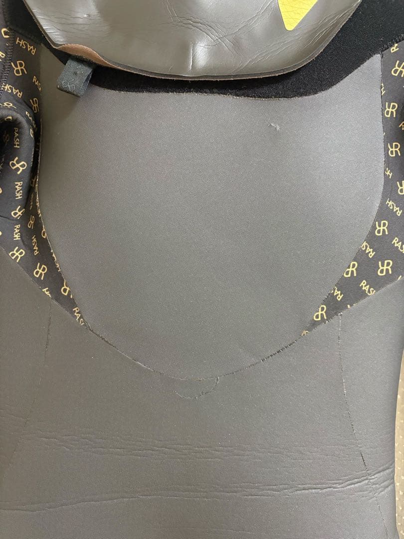 RUSH(ラッシュ)5×3mm セミドライ メンズML相当(オーダー品)