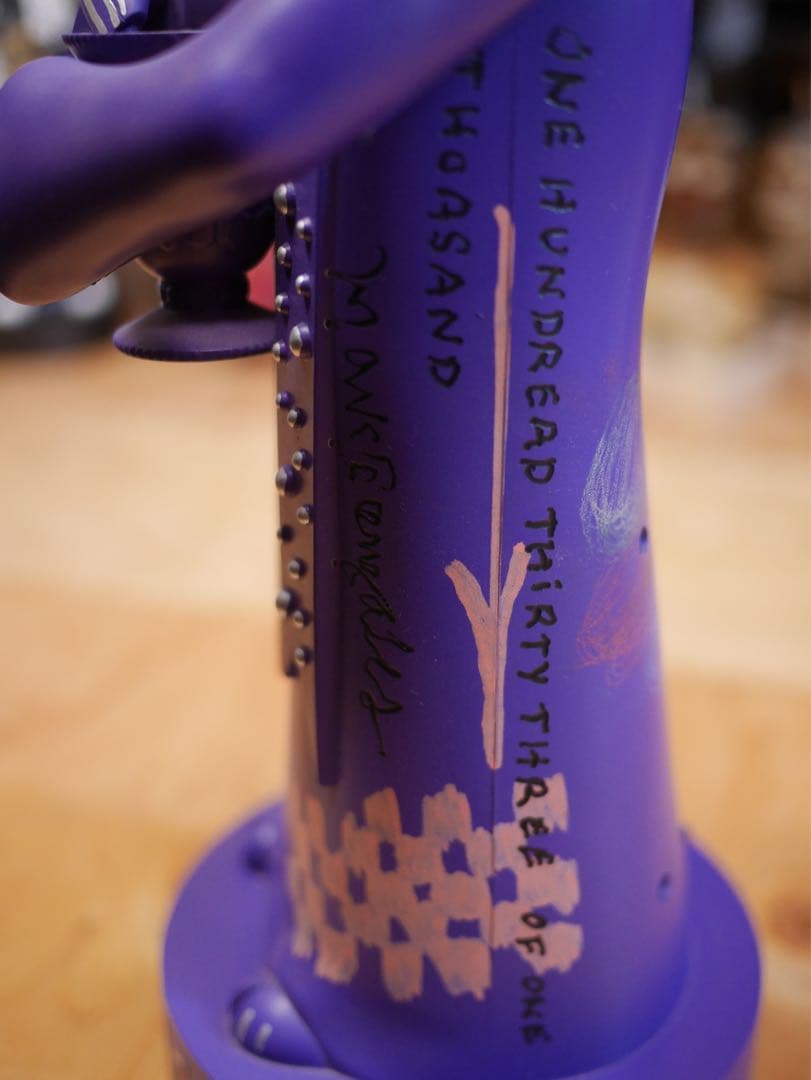 MARK GONZALES マークゴンザレス COMMUNION PRIEST