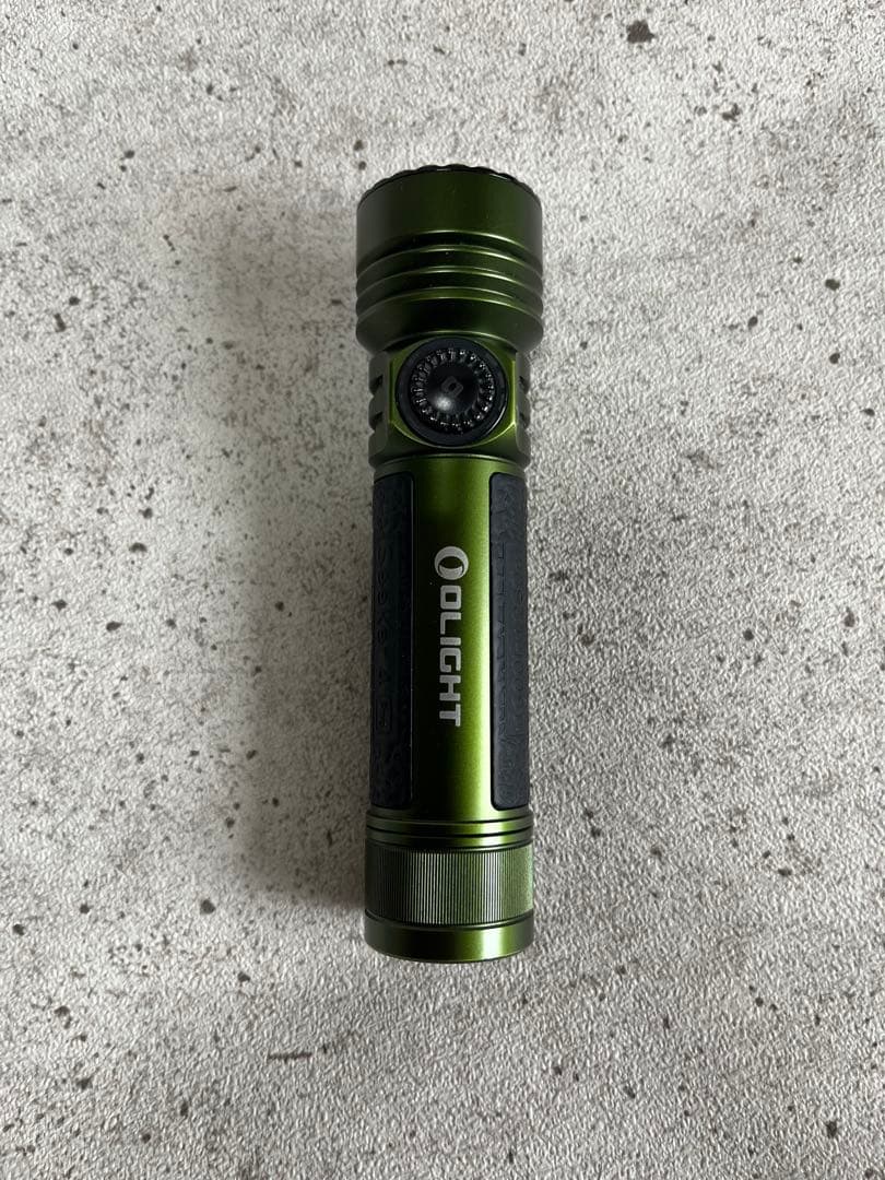 olight オーライト Seeker 4 Pro アーミーグリーン