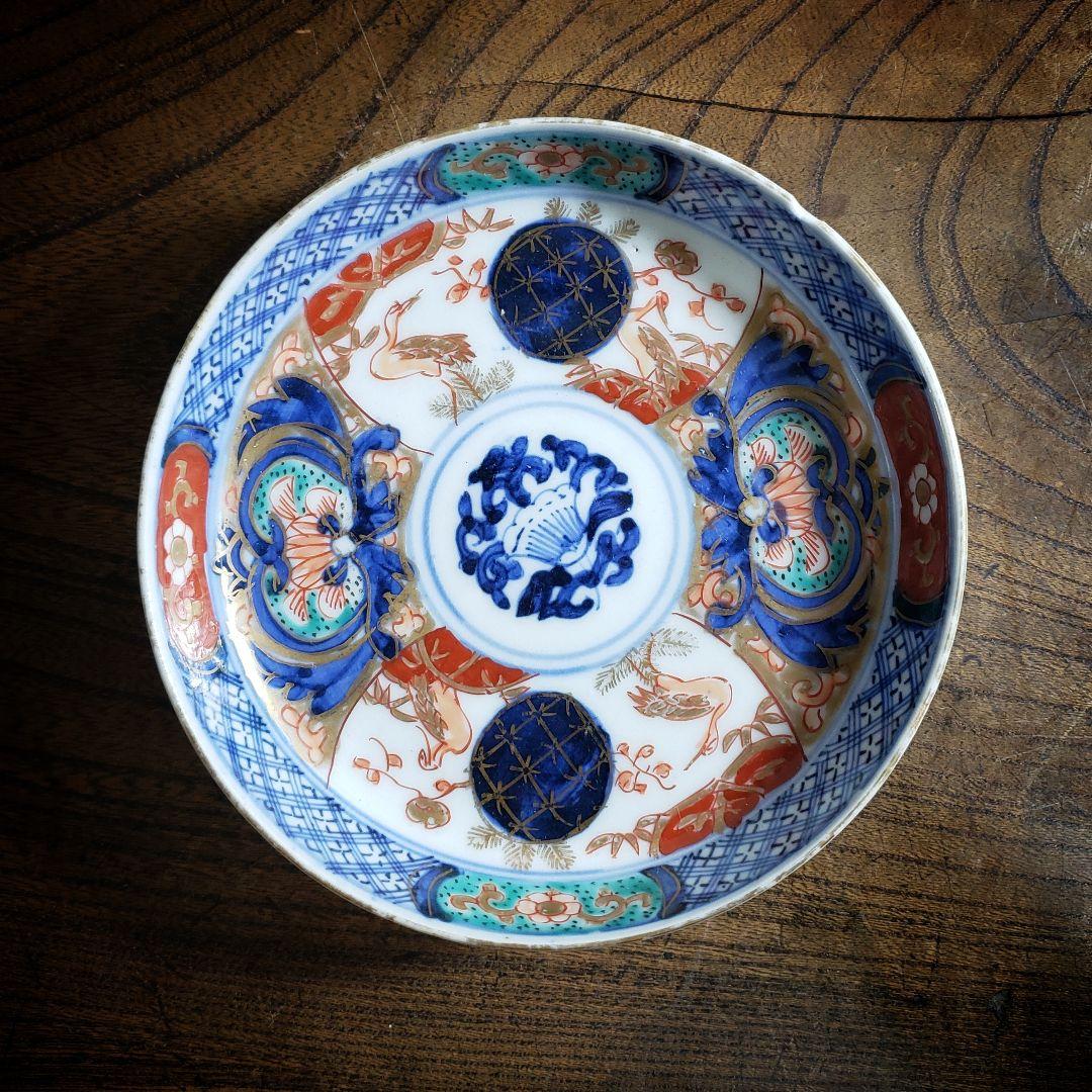 小皿　色絵付　染付　古伊万里　金彩　花唐草　鶴　四方襷文　明治　イ号　欠け