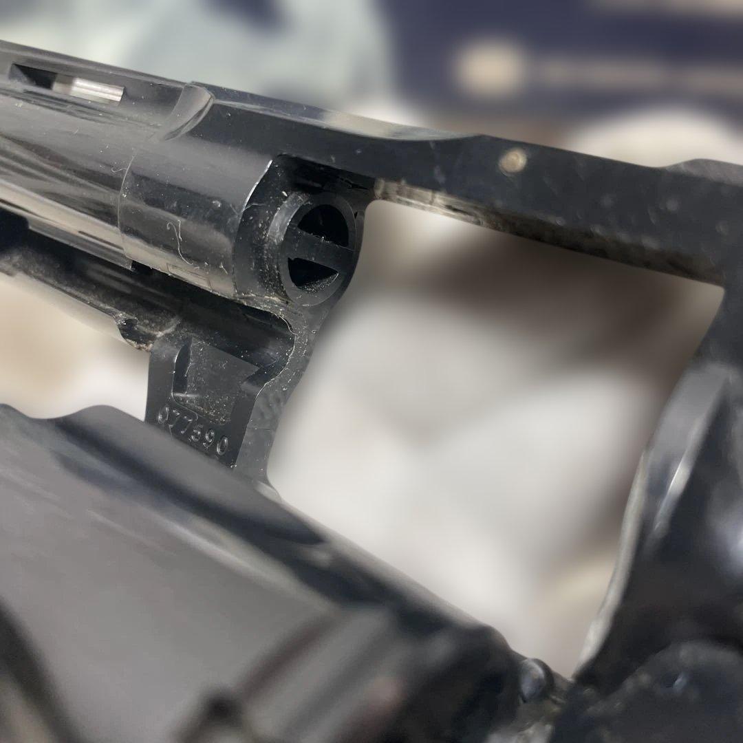 希少　MGC POLICE PYTHON 357 MAGNUM モデルガン