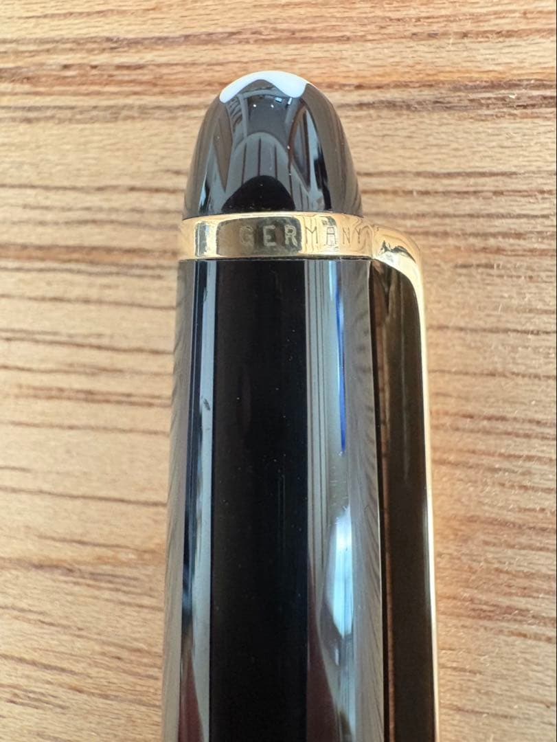 MONTBLANC モンブラン　MEISTERSTUCK 万年筆