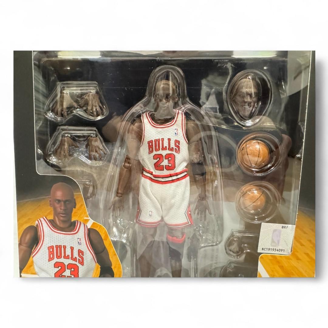 MAFEX No.255 マイケル・ジョーダン フィギュア