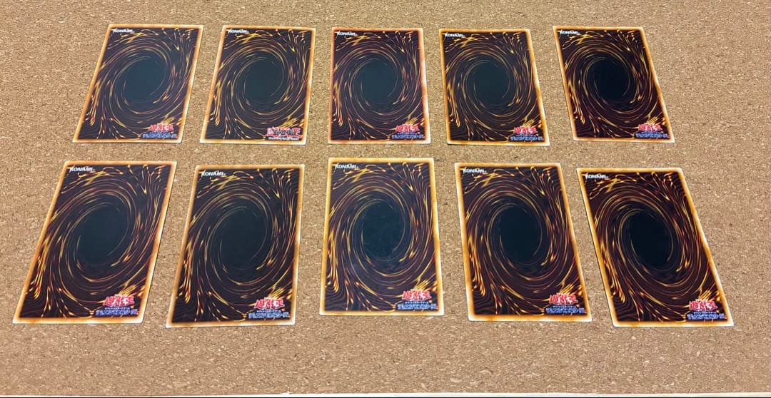 遊戯王OCG 初期カード　ブルーアイズ、ブラックマジシャンなどセット