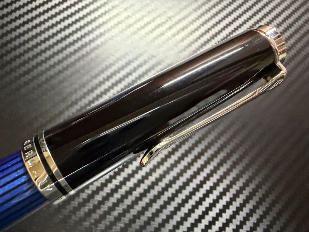 未使用に近い ペリカン スーベレーン M805 F 万年筆 青縞 シルバートリム