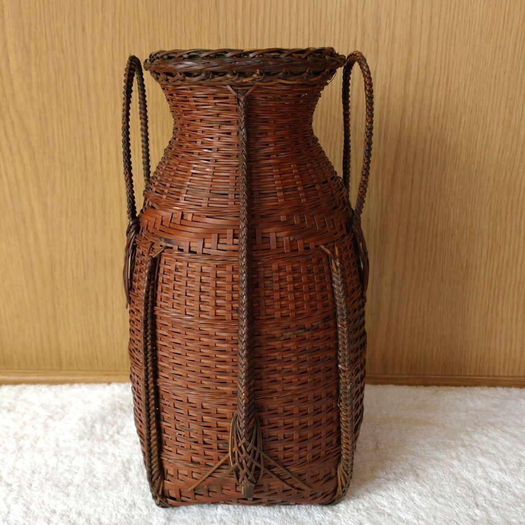 花入　唐物写　耳付籠花入　竹阿弥（森田新太郎）造　共箱　天然竹製