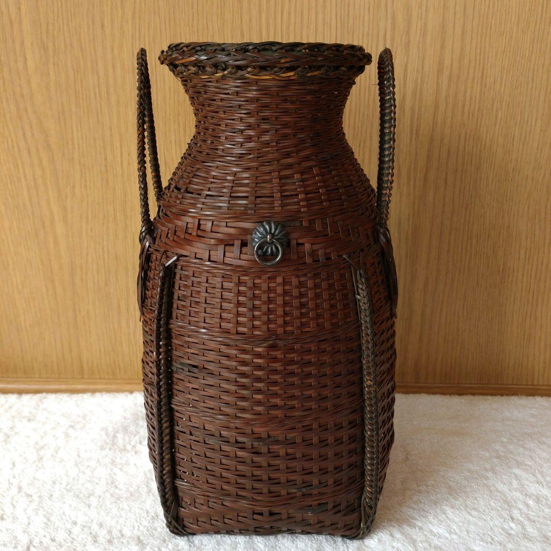 花入　唐物写　耳付籠花入　竹阿弥（森田新太郎）造　共箱　天然竹製