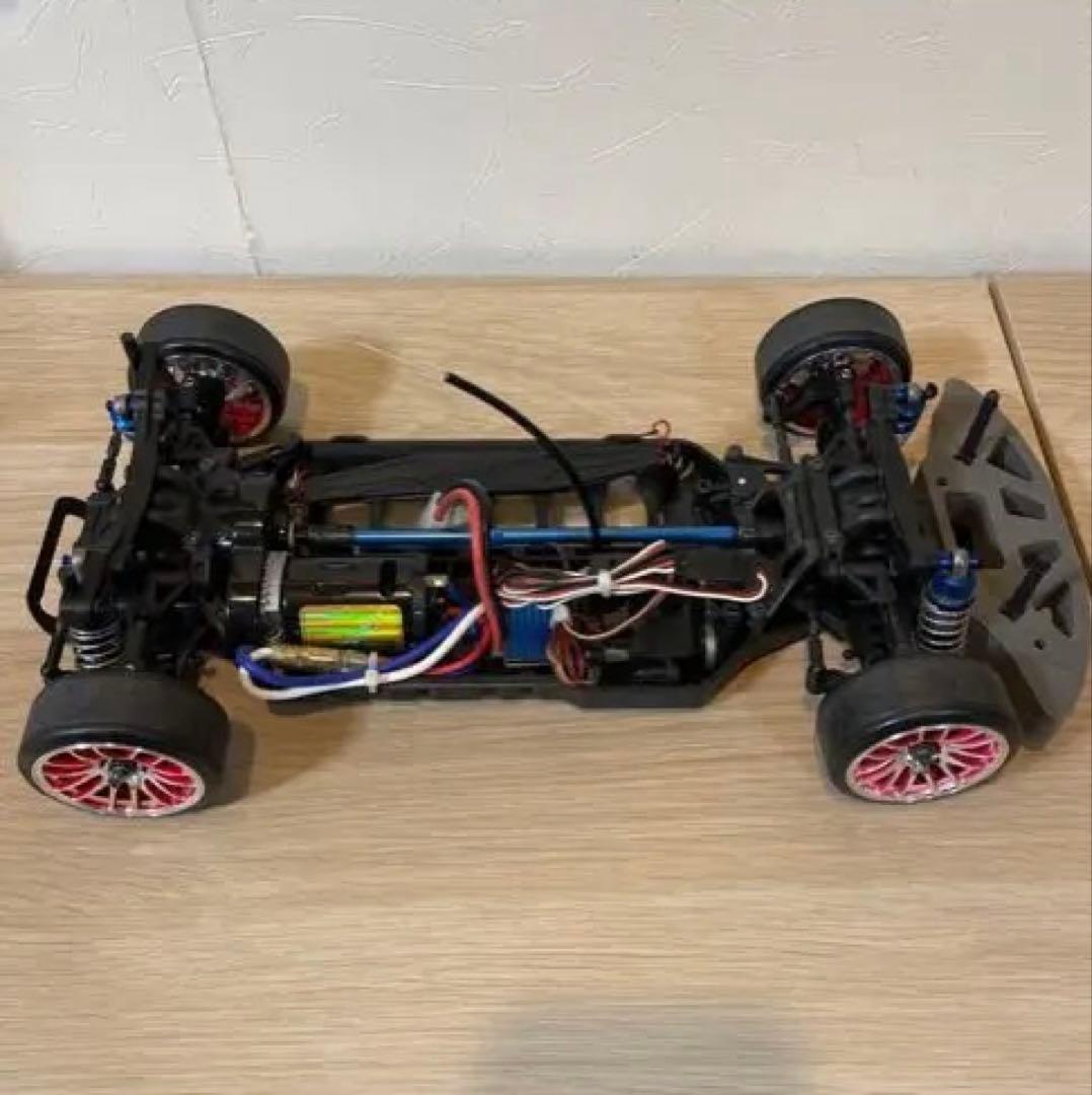 美品　ヨコモ 形式名　不明　ドリフト系 シャーシ　ベース部品取りに YOKOMO