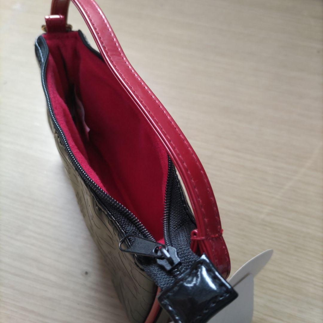 ハローキティ／Momoberry Exclusive／タグ付き／サンリオポーチ