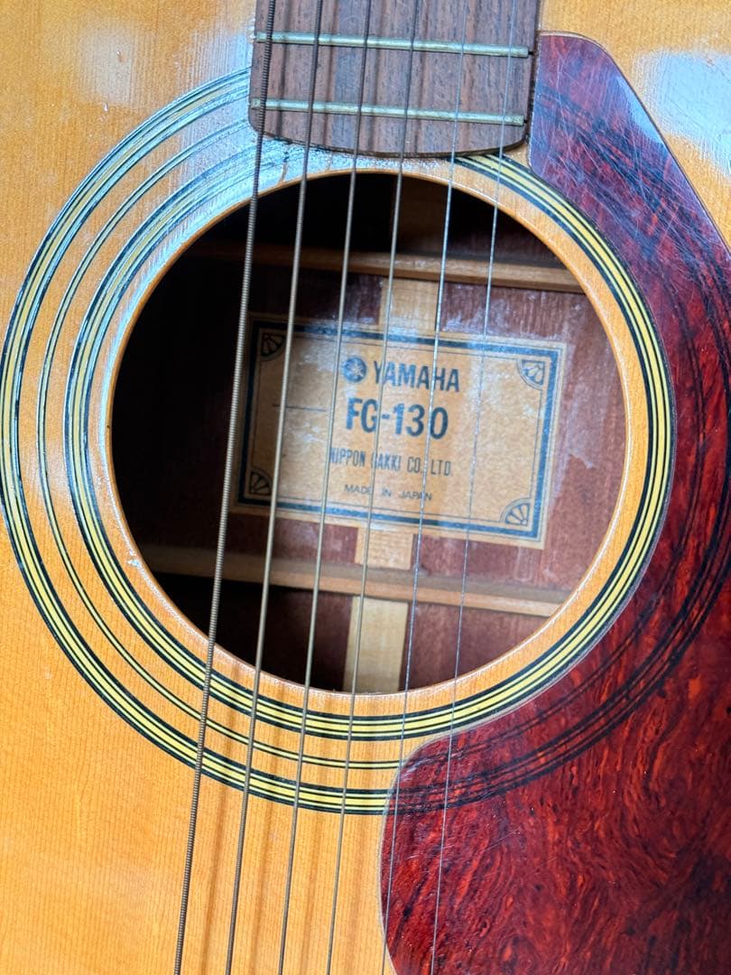 YAMAHA　ヤマハ　アコースティックギター　FG-130