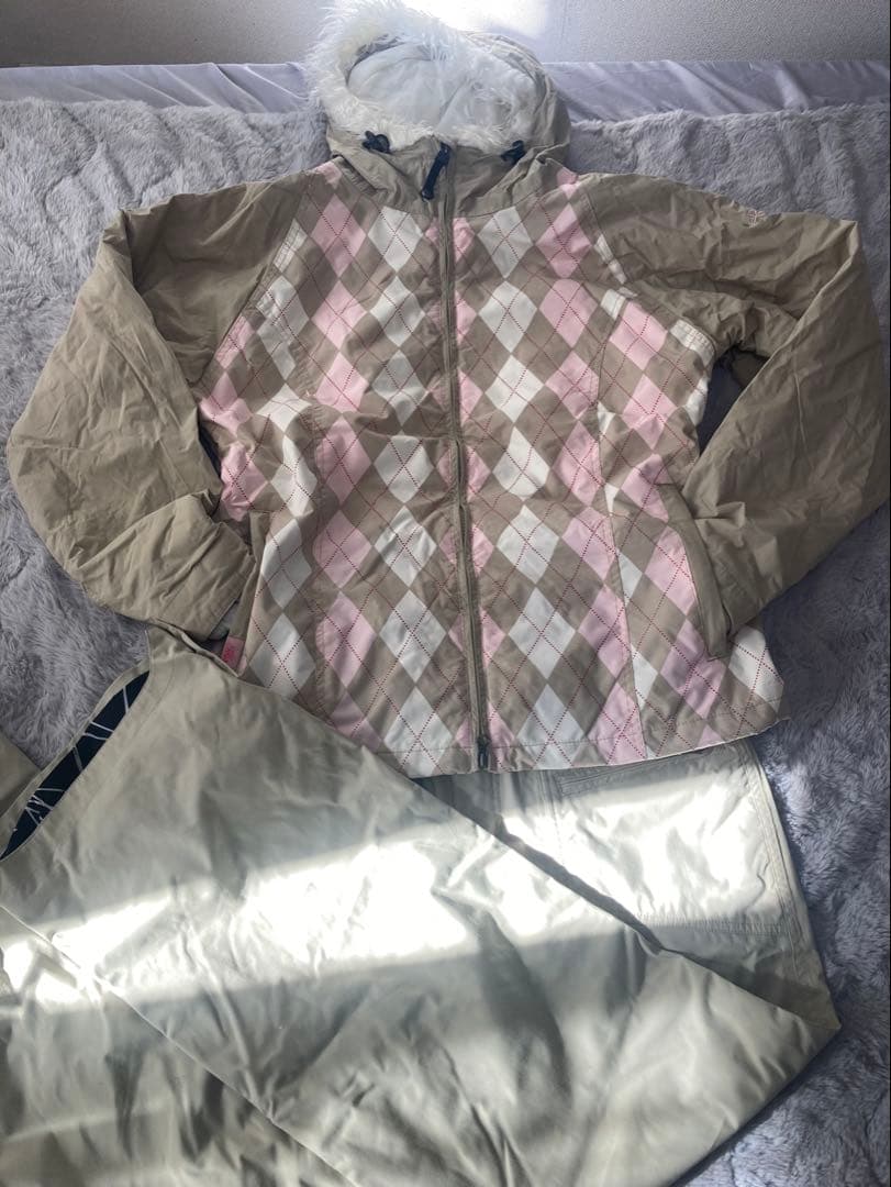 ROXY スキーウェアー（上下セット）