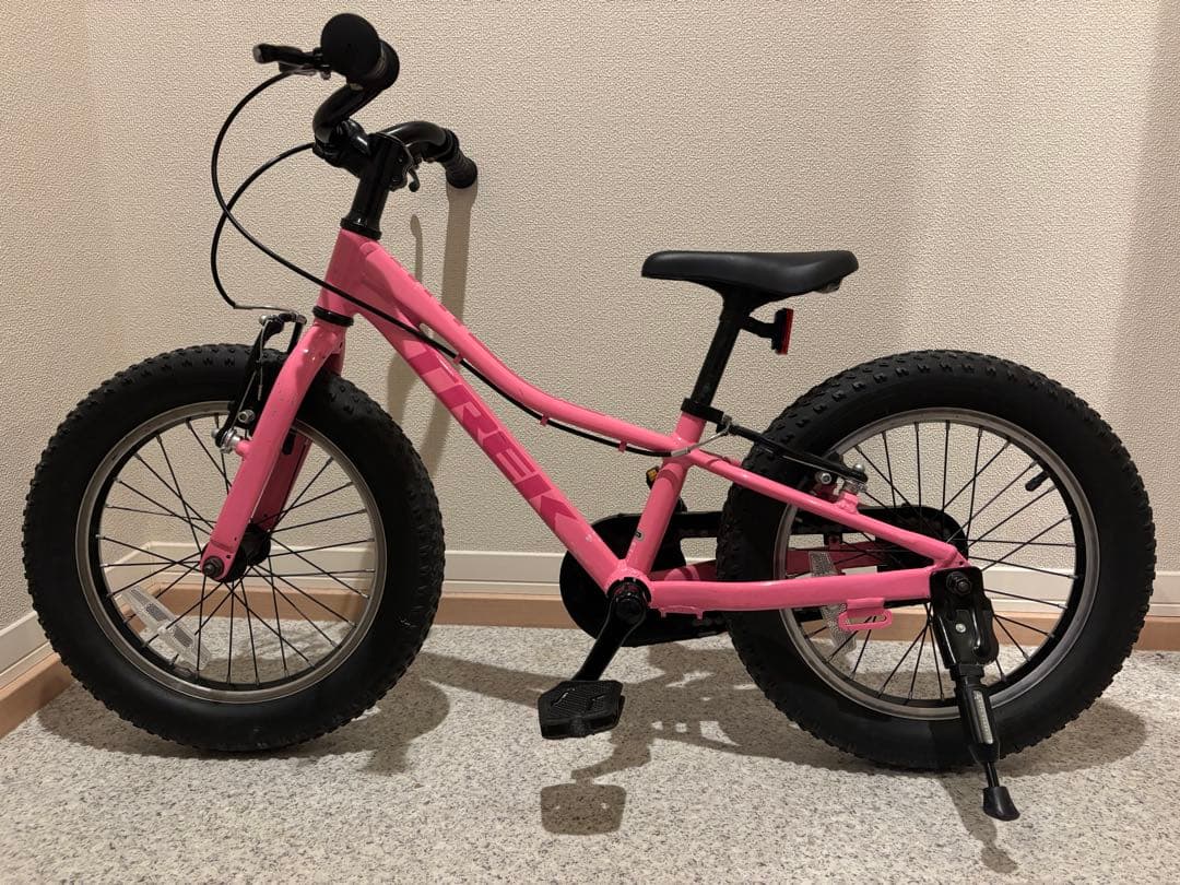 トレック　『PRECALIBER 16』　ピンク