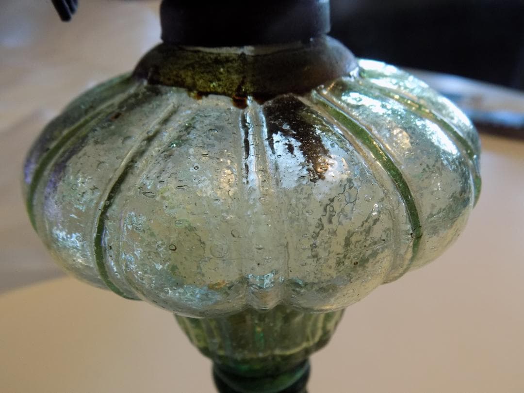 大珍品　日の丸と満州国旗があしらわれた古い灯油ランプ