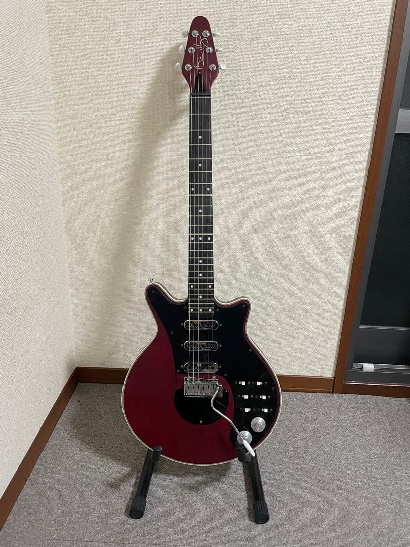 ポム　ブライアンメイレッドスペシャル　レプリカ