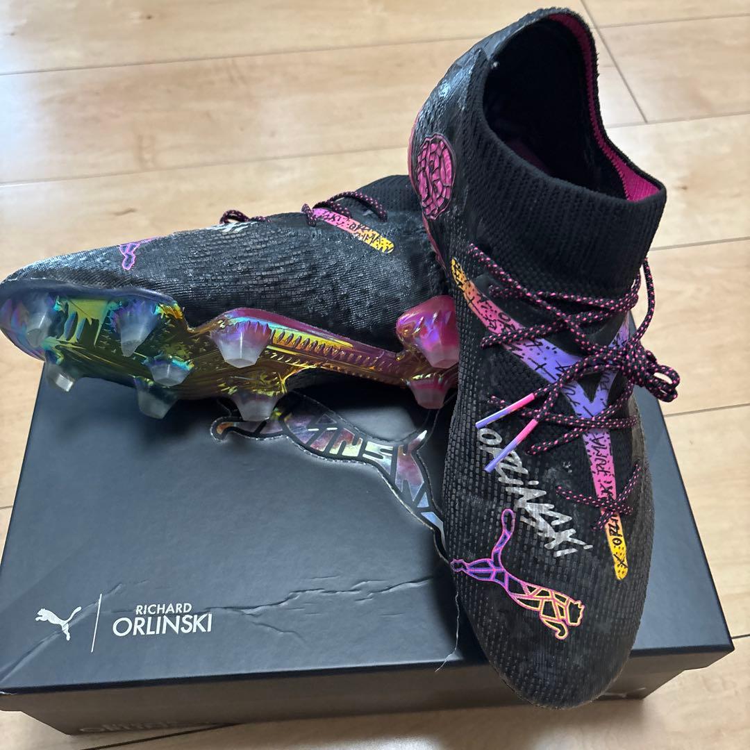 グラフィティデザイン サッカーシューズ