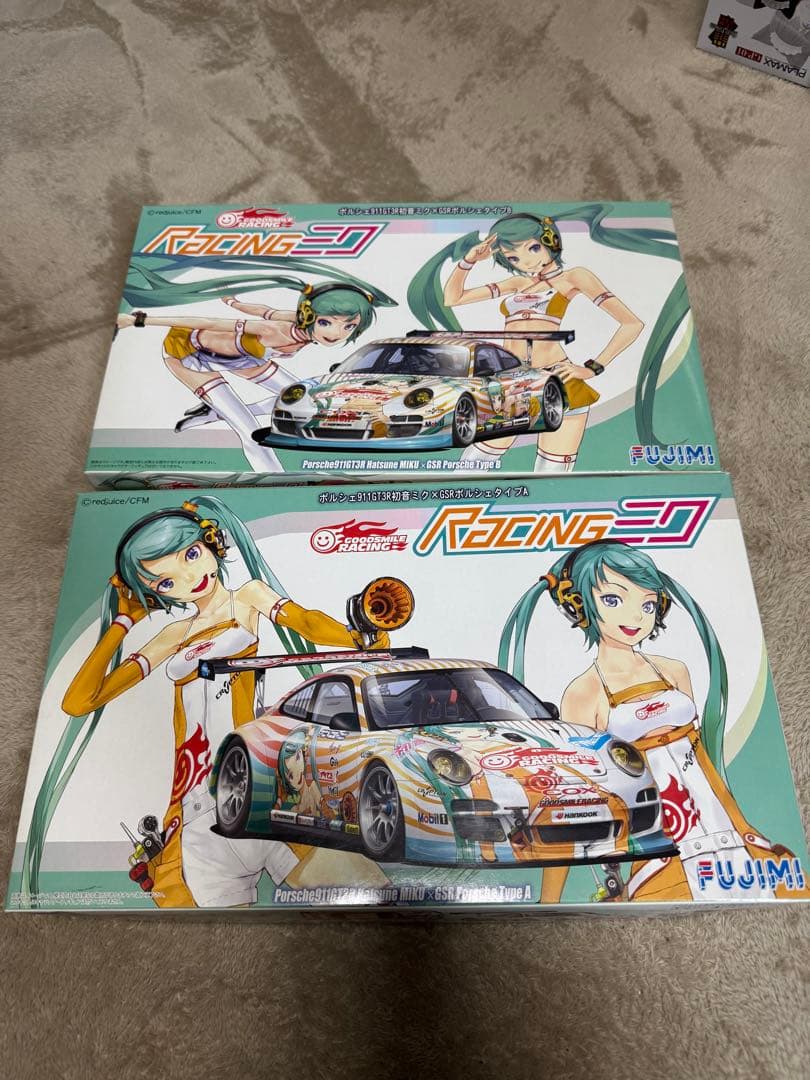 フジミ 1/24 ポルシェ911 GT3R初音ミク×GSRポルシェ