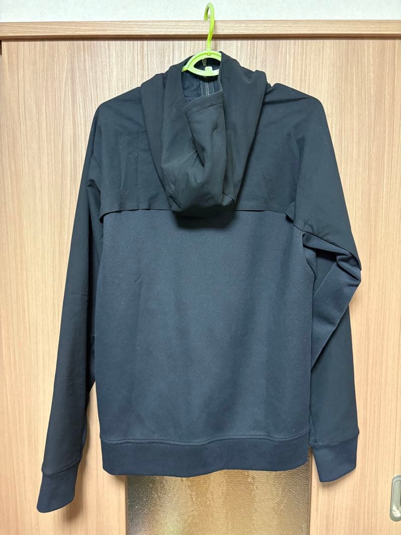 SALOMON RUNLIFE HOODIE M／メンズMサイズ