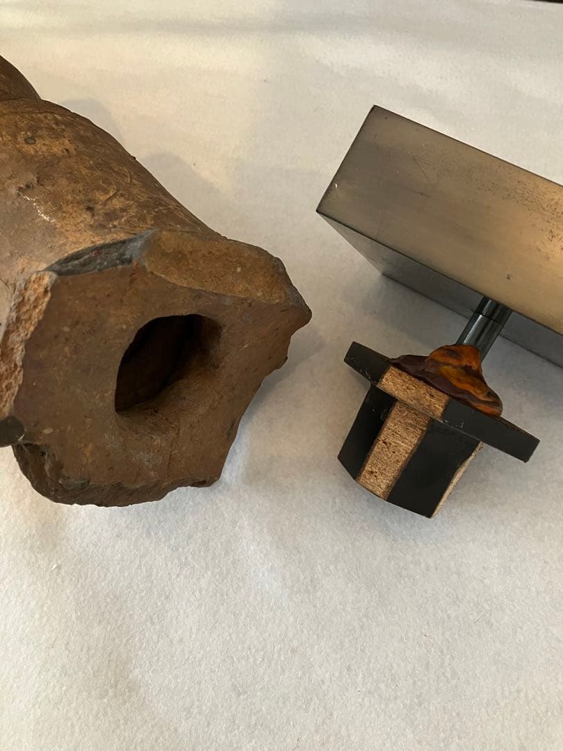 リドヴァン陶 砲弾形棟飾　保証鑑定書付