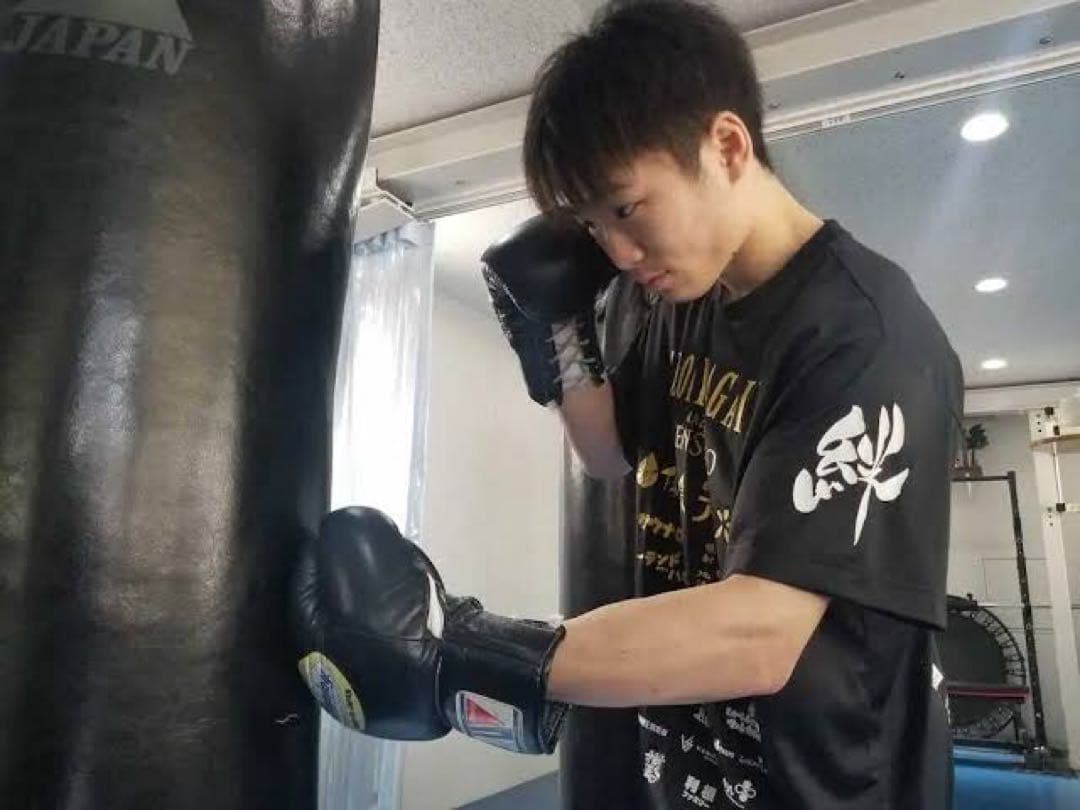 入手困難 寺地拳四朗着用 非売品スポンサー契約ロゴTEE