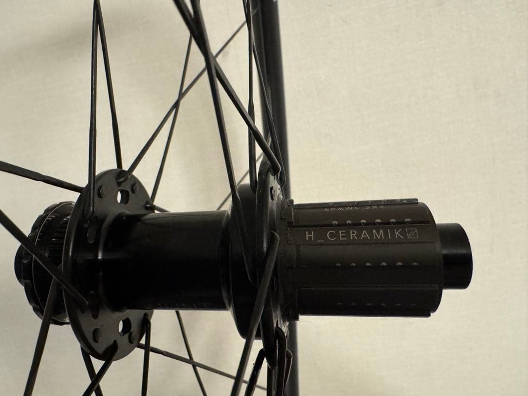 HUNT 30 CARBON GRAVEL DISC ホイール