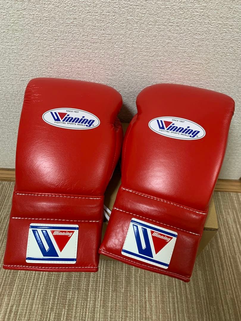 Winning ボクシンググローブ 14 oz レッド