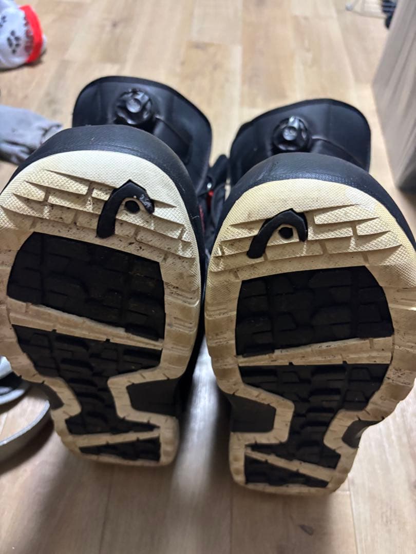 Head perfect fitスノーボードブーツ ブラック ゴーグル手袋付き